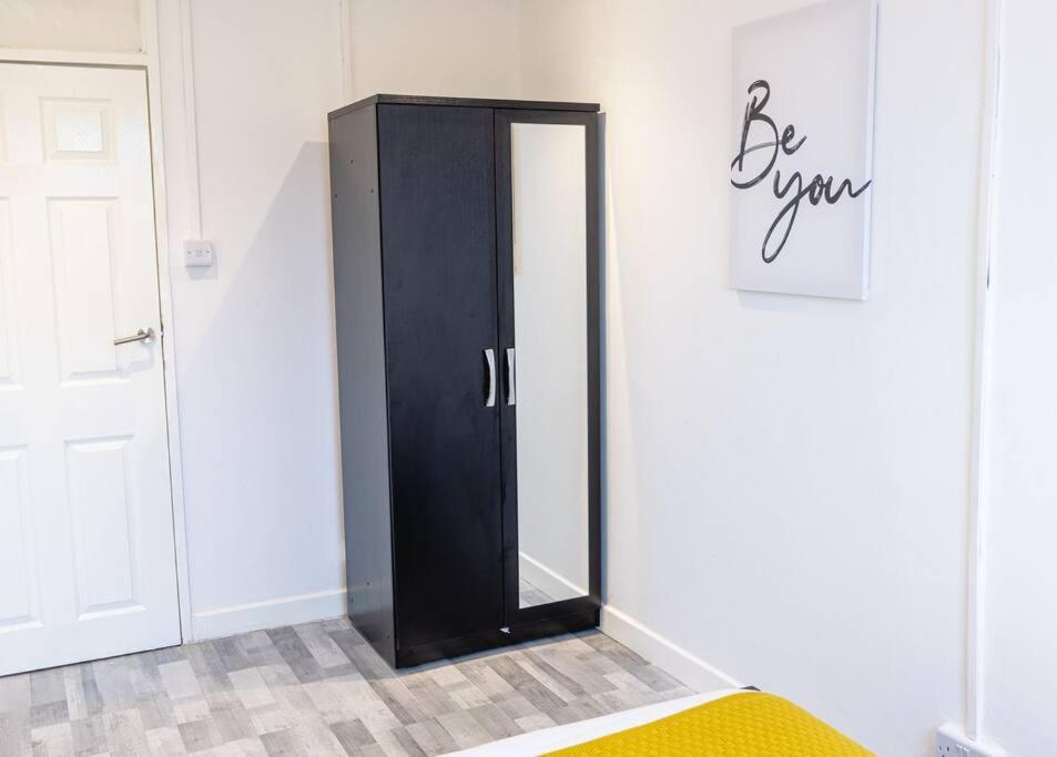2 Bed With Free Parking Londres Exterior foto