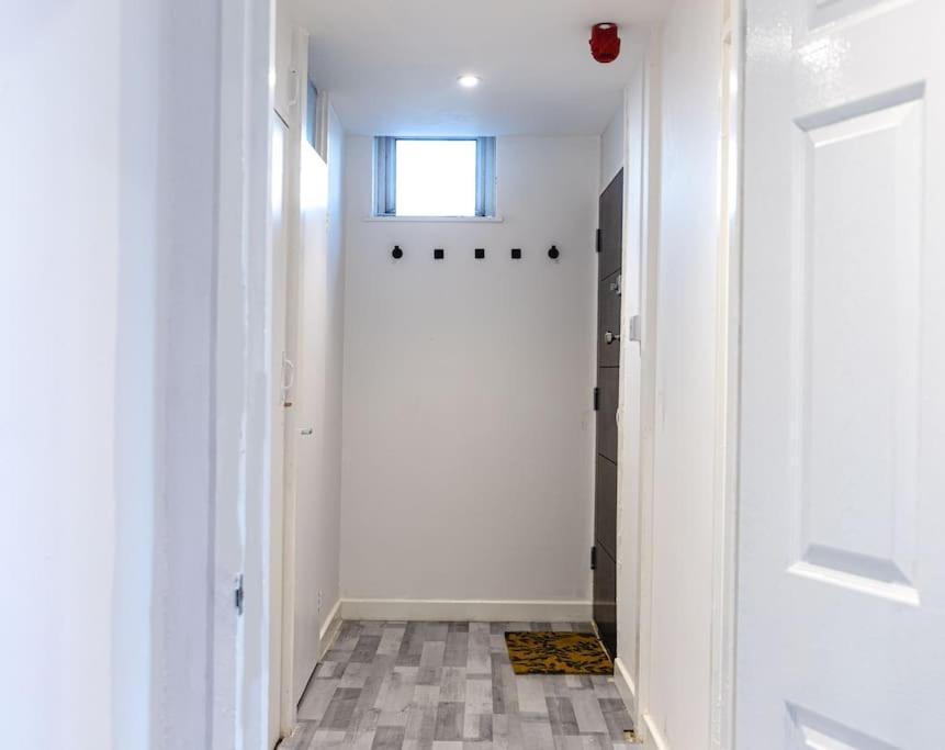 2 Bed With Free Parking Londres Exterior foto